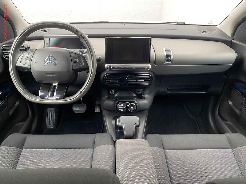 Citroën C4 Cactus (2017) 1.6 HDi, ČR, AT, tempo, park - fotka 8 z 18