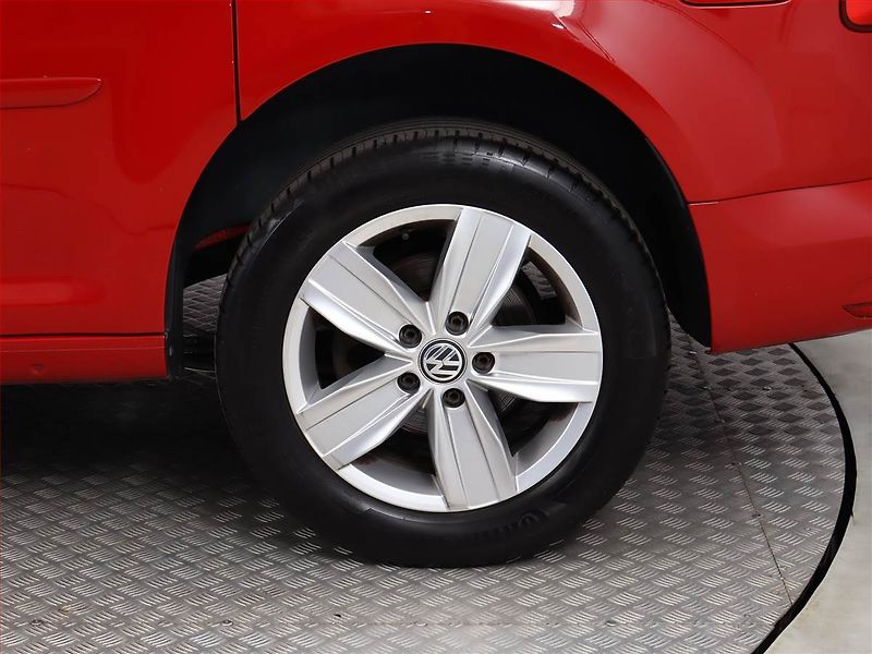Volkswagen Caddy (2018) Comfortline 2.0 TDI, 5Míst - fotka 12 z 16