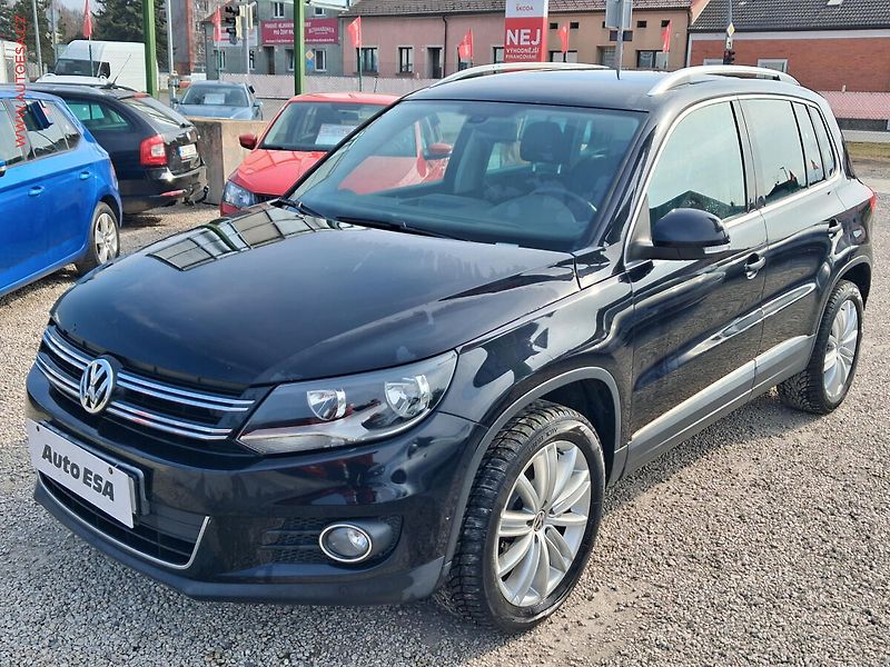 Volkswagen Tiguan (2011) 2.0 TDi 4x4, AC, tempo - fotka 3 z 19