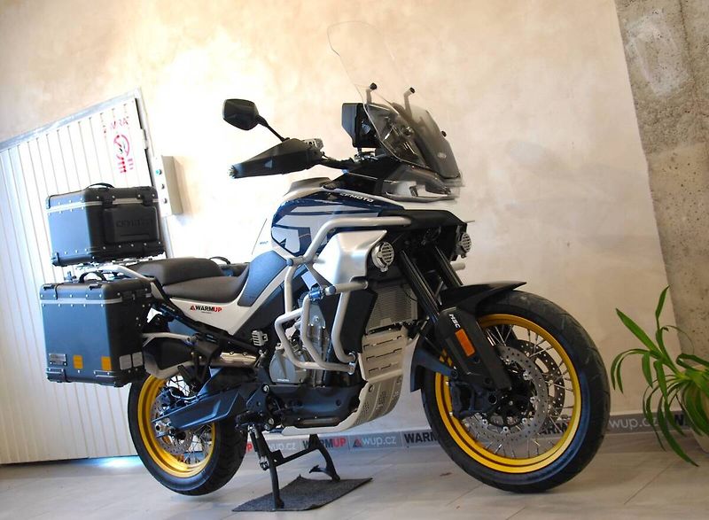 CFMOTO 800 MT (2023) 800MT Explore - SERVISKA, půvo - fotka 2 z 20