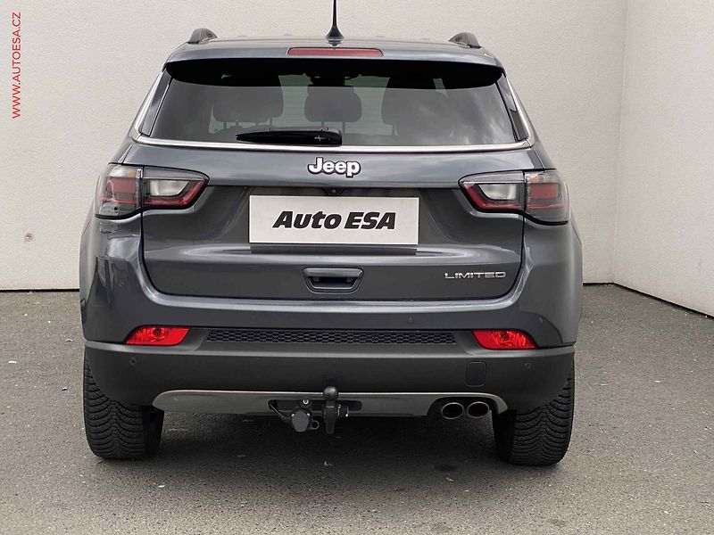 Jeep Compass (2021) 1.3T, Limited, AT, kamera, TZ - fotka 5 z 21