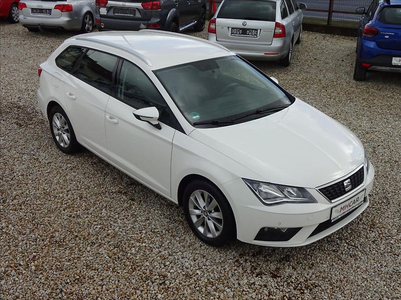 Seat Leon 1,6 TDI 85kW - fotka 1 z 55