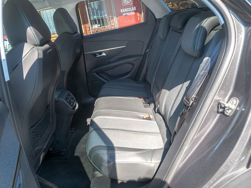 Peugeot 3008 (2021) ČR 1.2T 96KW LED – CEBIA - fotka 45 z 57