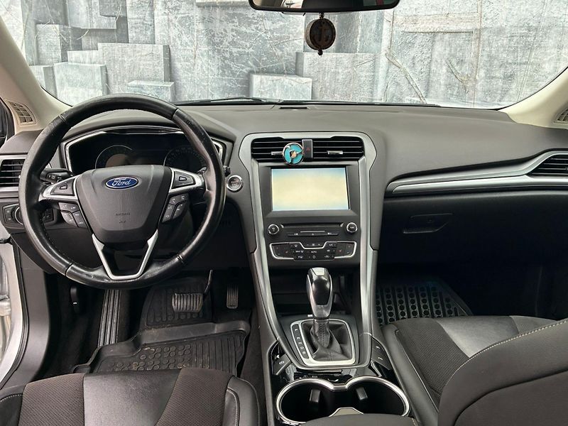 Ford Mondeo (2015) 2.0TDCi, 110KW, TITANIUM - fotka 11 z 28