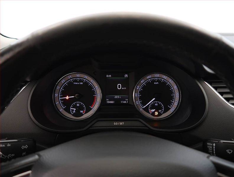 Škoda Octavia (2017) Style Plus 1.6 TDI, Tempomat - fotka 11 z 23