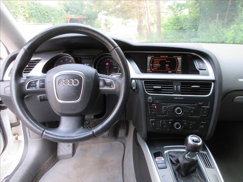 Audi A5 1,8 TFSi 125Kw, Xenon, Nové v - fotka 15 z 23