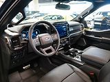 Ford F-150 (2024) 5.0 V8 Lariat, Lowered Edition - náhled 13