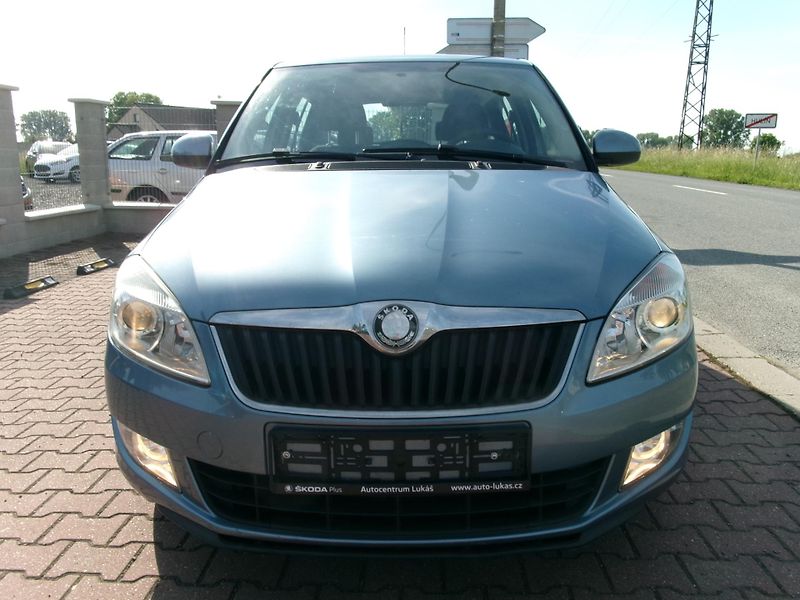 Škoda Fabia (2010) 1,2TSi ELEGANCE AC ALU - fotka 4 z 28