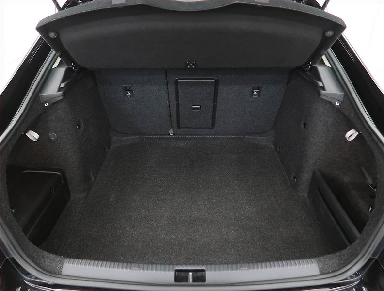 Škoda Octavia (2018) Laurin&Klement 2.0 TDI - fotka 14 z 31