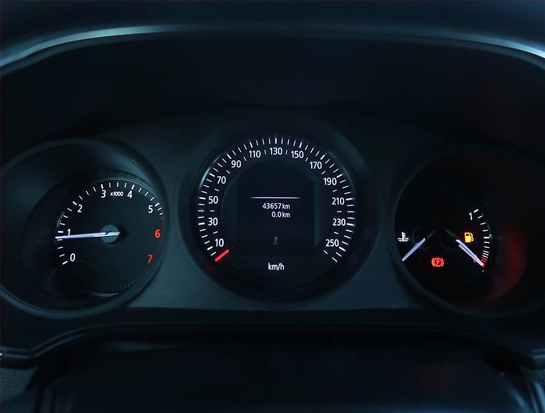 Renault Mégane (2020) 1.3 TCe, Tempomat - fotka 11 z 17