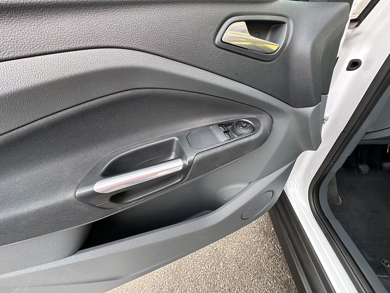 Ford C-MAX (2012) 1.6/77kW *KLIMA* ČR  - fotka 5 z 28