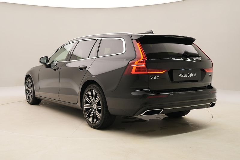 Volvo V60 B5 INSCRIPTION AUT REZERVACE - fotka 11 z 42