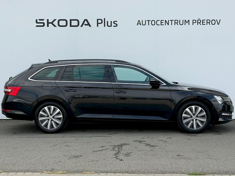 Škoda Superb (2022) 2.0TDI 110kW DSG Comfort Plus - fotka 30 z 35