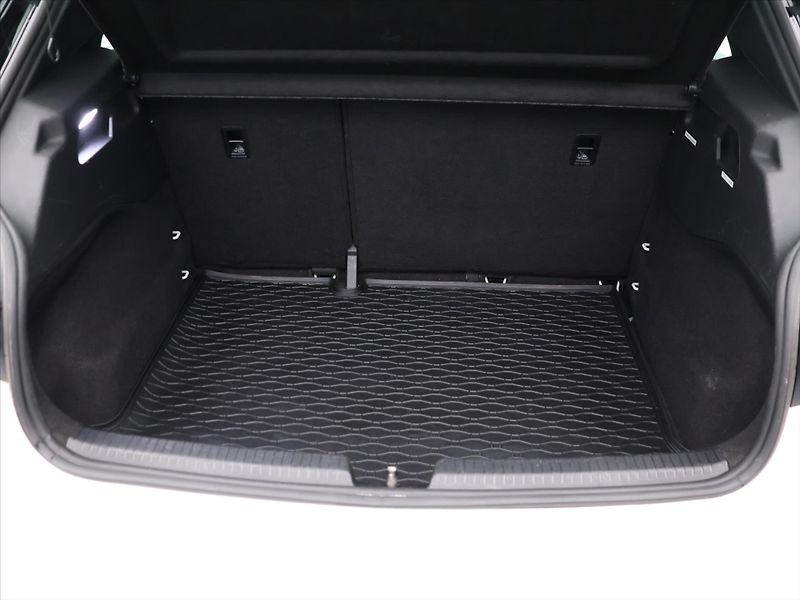Volkswagen ID.3 0.0 107kW Business 58kWh - fotka 10 z 31