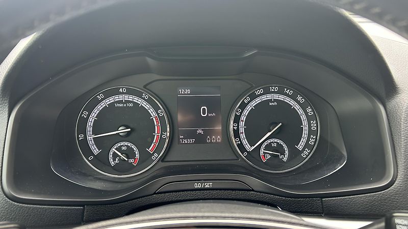 Škoda Karoq (2021) 1,5 TSI - fotka 11 z 23