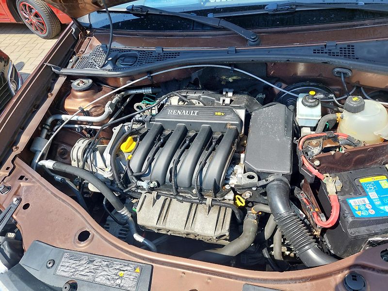 Dacia Duster (2011) 1.6i-16V - fotka 26 z 32