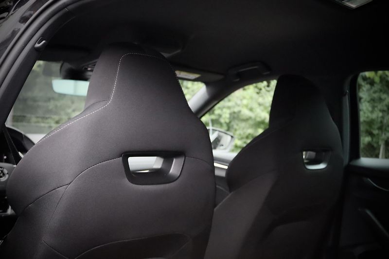 Škoda Octavia 4 Combi 1.5 TSI 110 kW - fotka 45 z 49