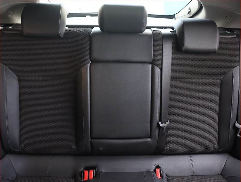 Opel Insignia (2015) 2.0 CDTI, Automat, Navi - fotka 10 z 20