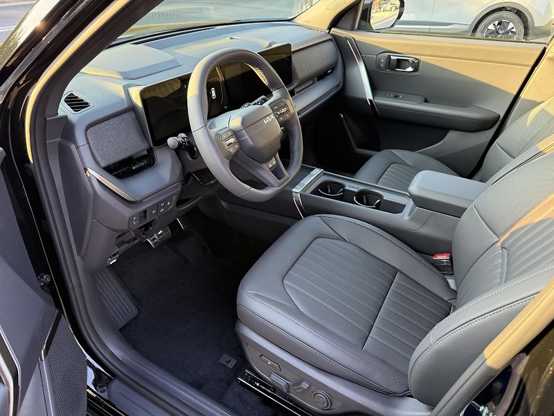 Kia Seltos (2026) XLINE 1.6 T-GDI 132KW 7DCT 4X4 - fotka 10 z 19