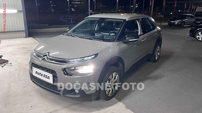 Citroën C4 Cactus (2019) 1.2 PT, 2.maj,ČR, Feel - fotka 1 z 3