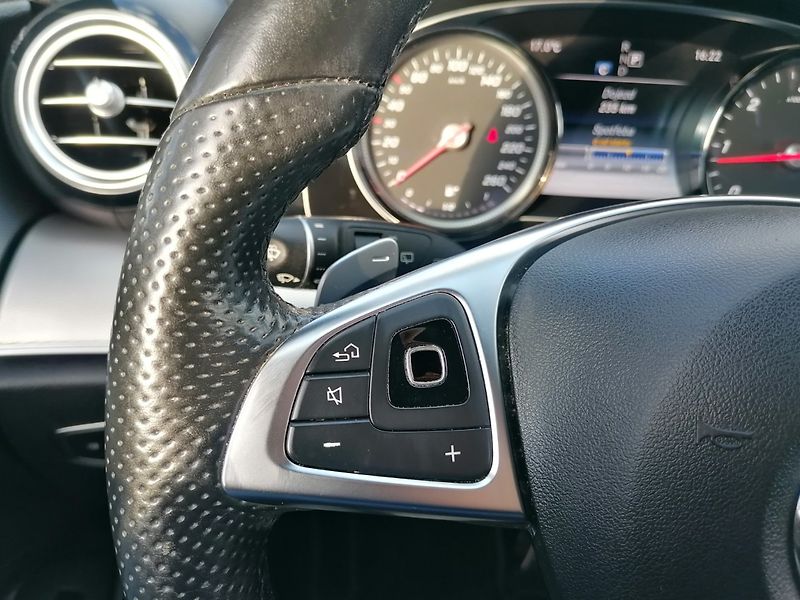Mercedes-Benz Třídy E (2019) 200D AMG - fotka 19 z 35