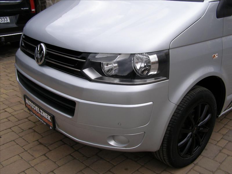Volkswagen Caravelle 2,0   LONG  DSG po servisu 103 - fotka 9 z 38