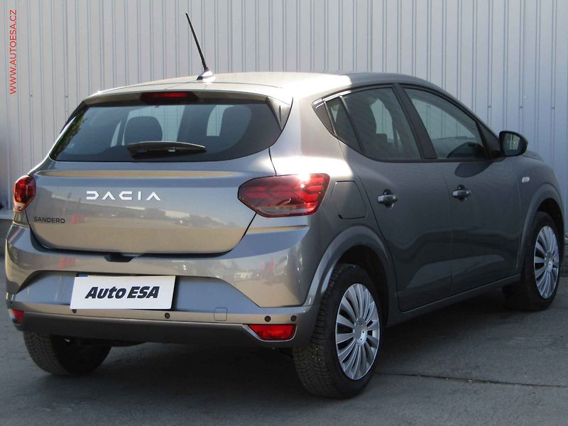 Dacia Sandero (2025) 1.0TCe, 1.maj,ČR, STK3/29 - fotka 4 z 22