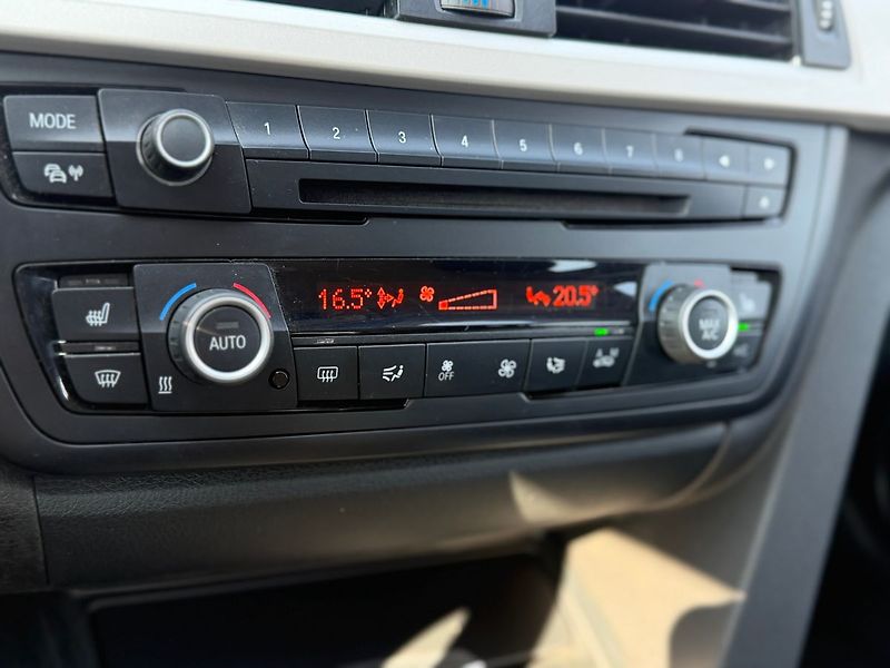 BMW Řada 3 180kw* xDrive F31*Nová STK* - fotka 25 z 28