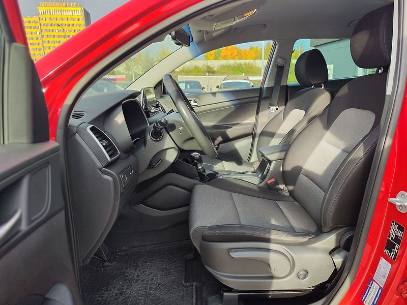 Hyundai Tucson 1.6 CRDI/85kW Traveller - fotka 13 z 32