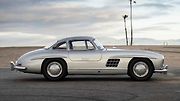 Mercedes-Benz 300SL zpěváka Adama Levine