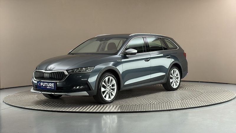 Škoda Octavia 2.0 TDI DSG 4x4 Scout Combi - fotka 1 z 28