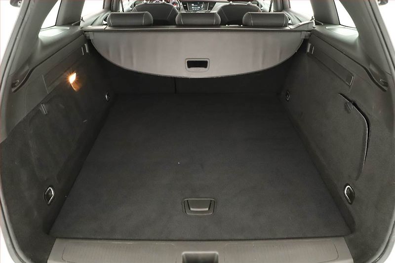 Opel Astra (2019) 1.4 T, Tempomat, Park. senzory - fotka 10 z 12