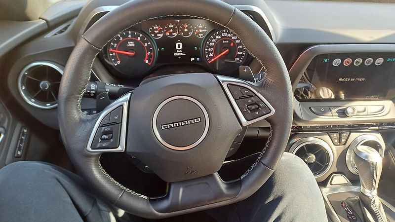 Chevrolet Camaro (2018) - fotka 13 z 16