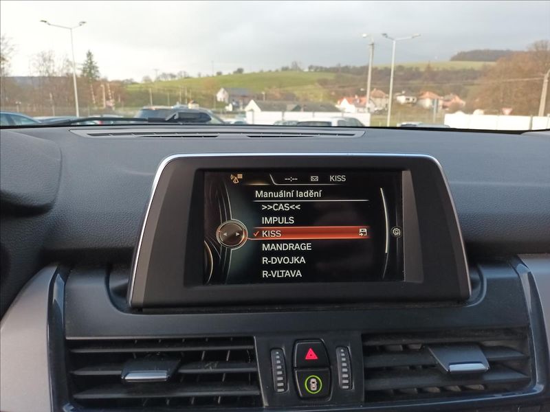 BMW Řada 2 1,5 216d,85KW,ActiveTourer,Man - fotka 35 z 44
