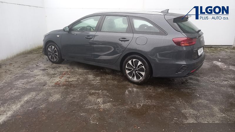 Kia Ceed SW (2025) 1,5 T-GDi SPIN 103kW - fotka 5 z 21