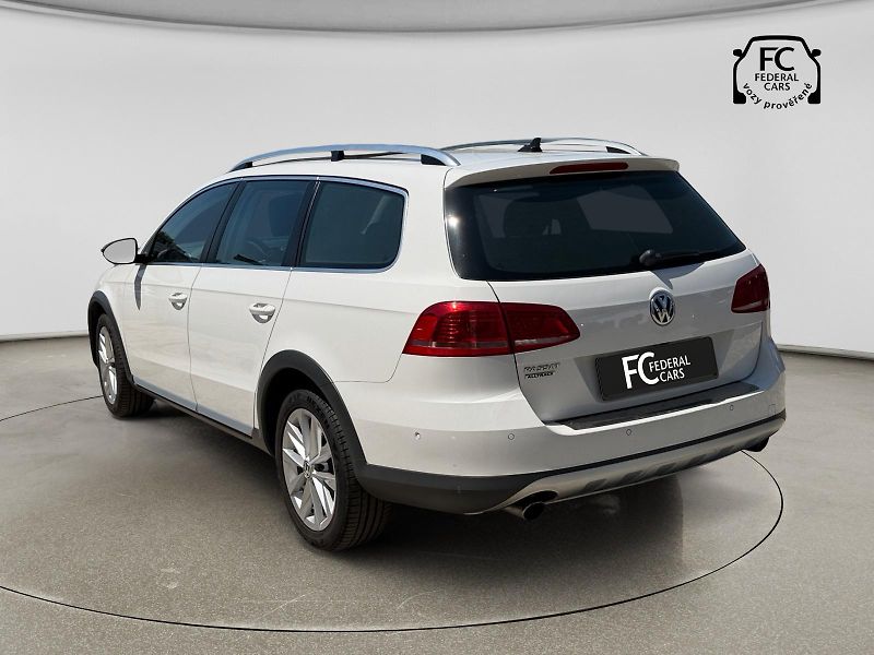Volkswagen Passat Alltrack 2.0 Tsi - fotka 3 z 36
