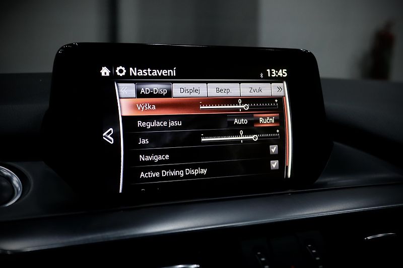 Mazda 6 Wagon 2.0 Skyactiv 121 kW - fotka 32 z 34