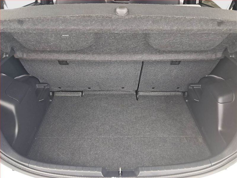 Toyota Yaris (2017) 1.33 Dual VVT-i, ČR,1.maj - fotka 13 z 17