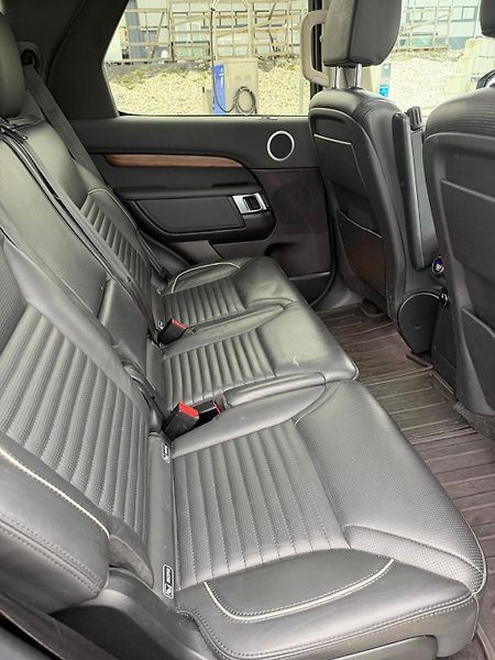 Land Rover Discovery 3.0HSEDV6 MeridianTZ 3.5 7Míst - fotka 15 z 16