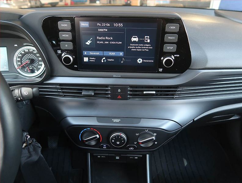 Hyundai Bayon (2022) 1.2 i, Serv.kniha - fotka 12 z 16