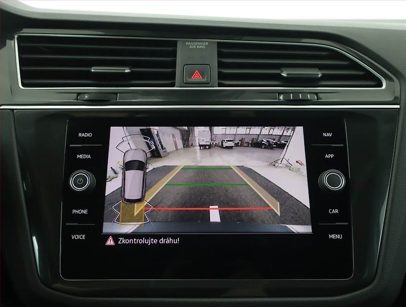 Volkswagen Tiguan (2022) Elegance 2.0 TDI - fotka 13 z 13