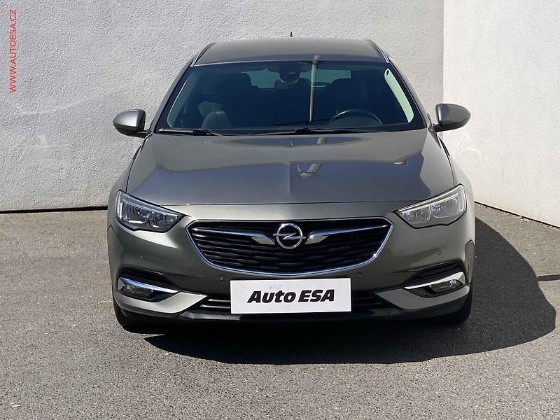 Opel Insignia (2019) 2.0 CDTI, autoAC - fotka 2 z 17