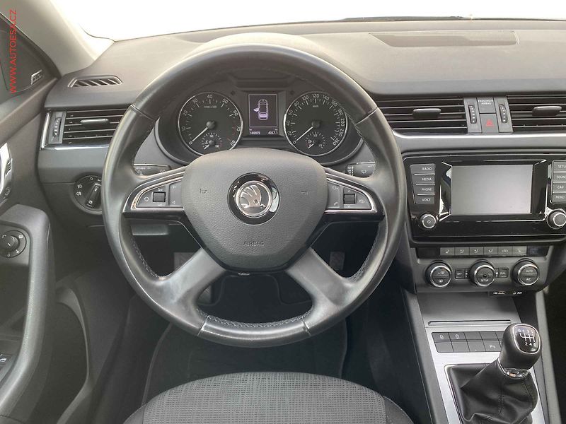 Škoda Octavia (2014) 1.4 TSi, Elegance, bixen, - fotka 11 z 18