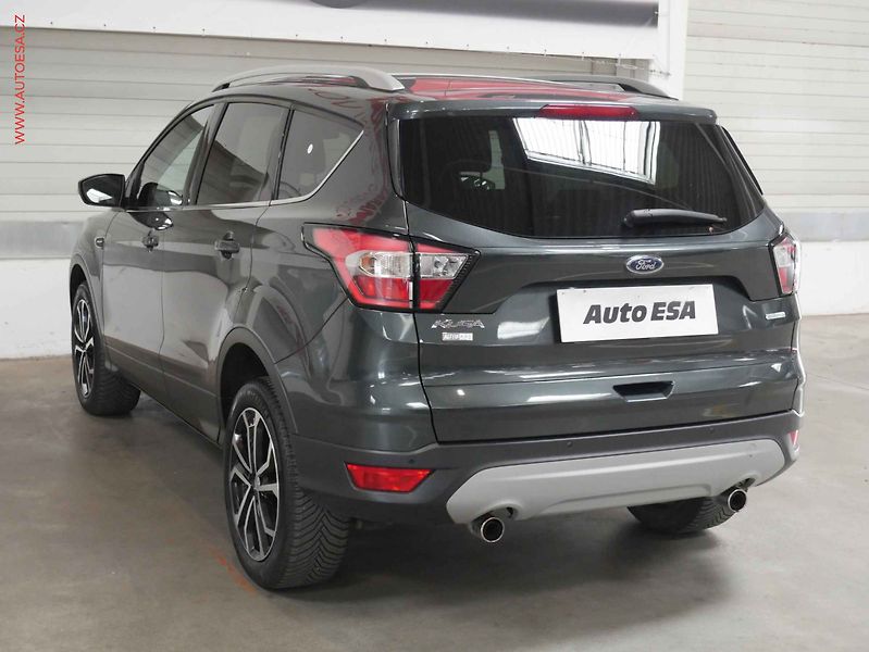 Ford Kuga (2016) 1.5 EB, Klima - fotka 4 z 17