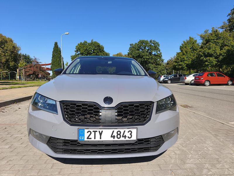 Škoda Superb (2016) 2.0TDI LAURIN a KLEMENT - fotka 2 z 21