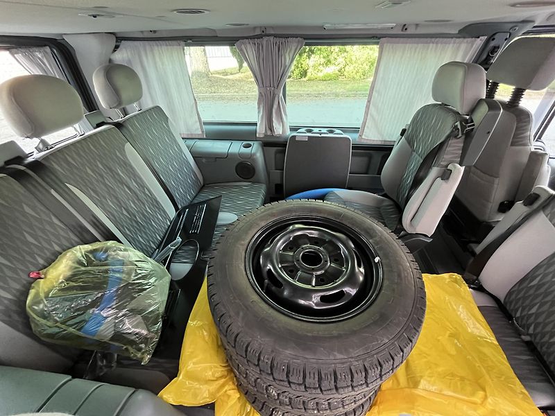 Ford Transit 2,2 TDCi EUROLINE /7-míst/  - fotka 18 z 29
