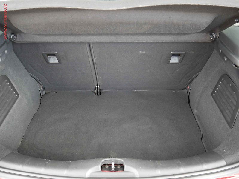 Citroën C3 (2010) 1.4i, ČR, AC, el. výbava - fotka 7 z 14