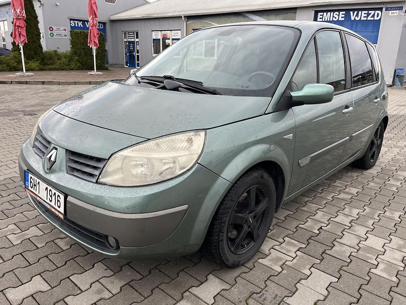 Renault Scénic (2006) 1.9 DCi - fotka 2 z 13