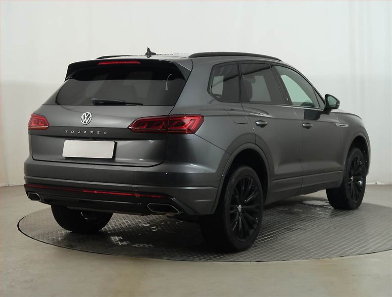 Volkswagen Touareg (2020) 3.0 TDI - fotka 5 z 14