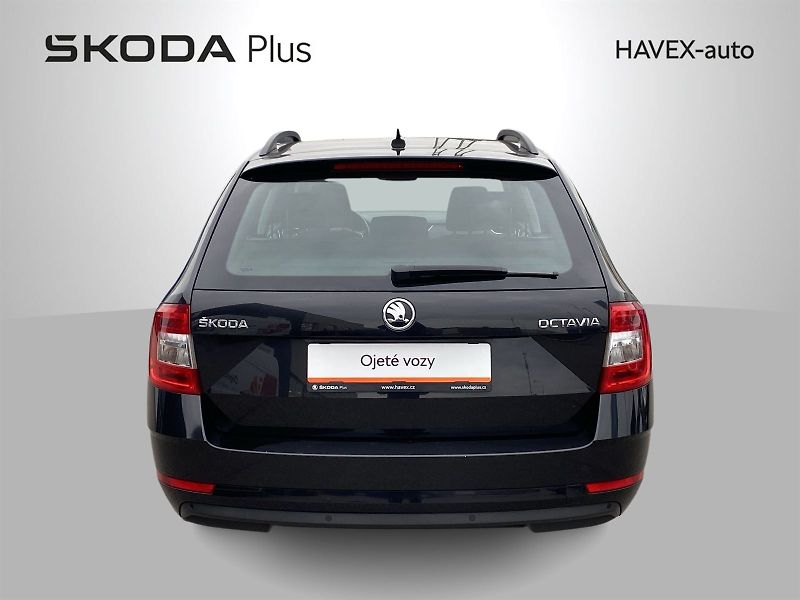 Škoda Octavia (2017) Combi 2.0 TDI DSG Ambition+ - fotka 34 z 34